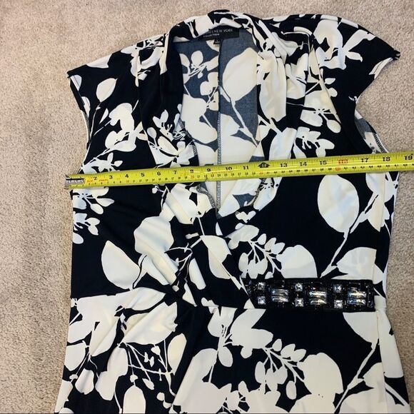 JONES New York collection black white floral sleeveless wrap embellished dress L - Picture 10 of 11
